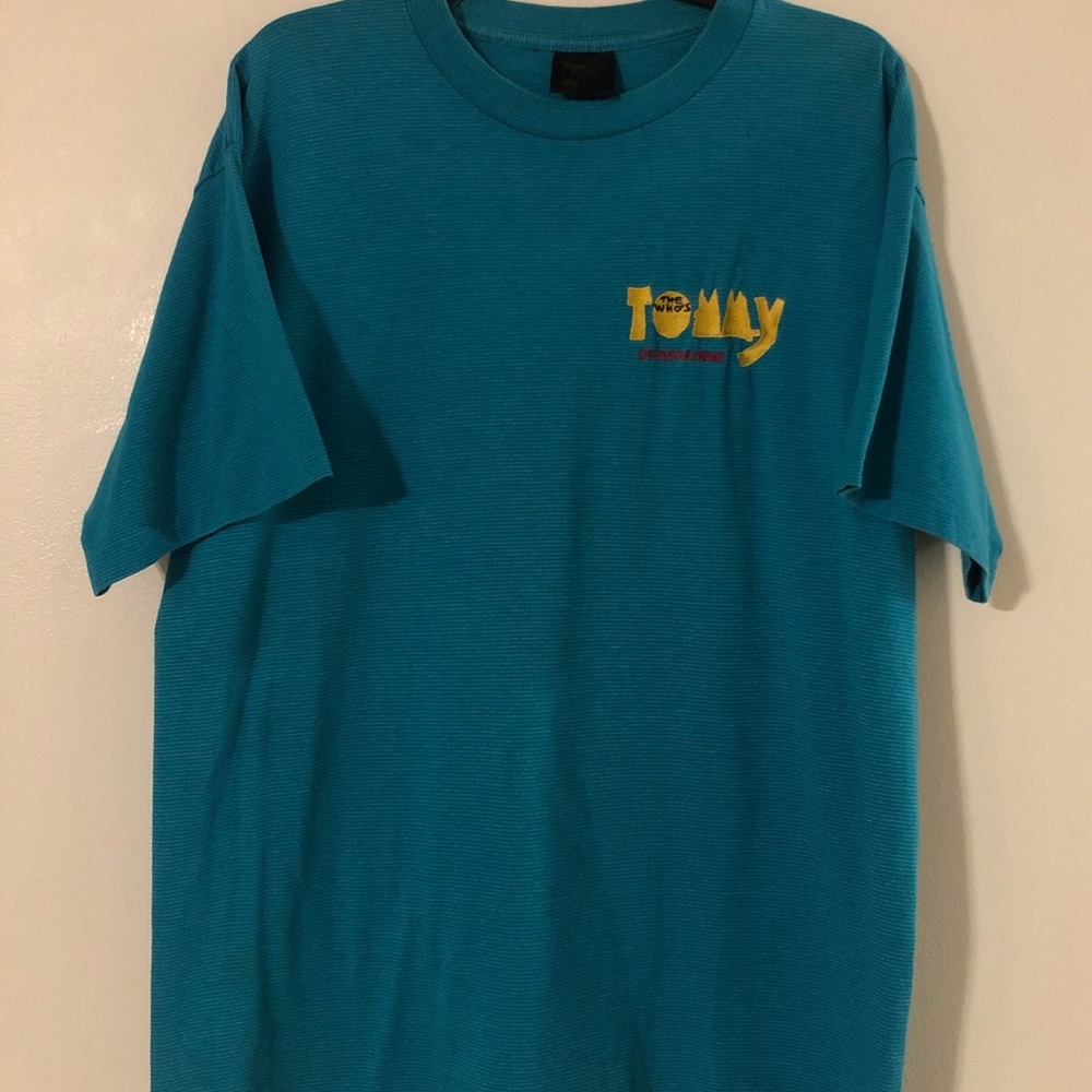 Vintage single stitch Tommy Broadway shirt